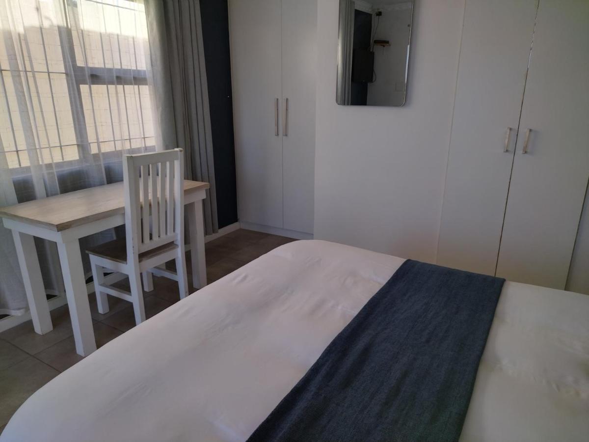 Mavi Guest House East London Esterno foto