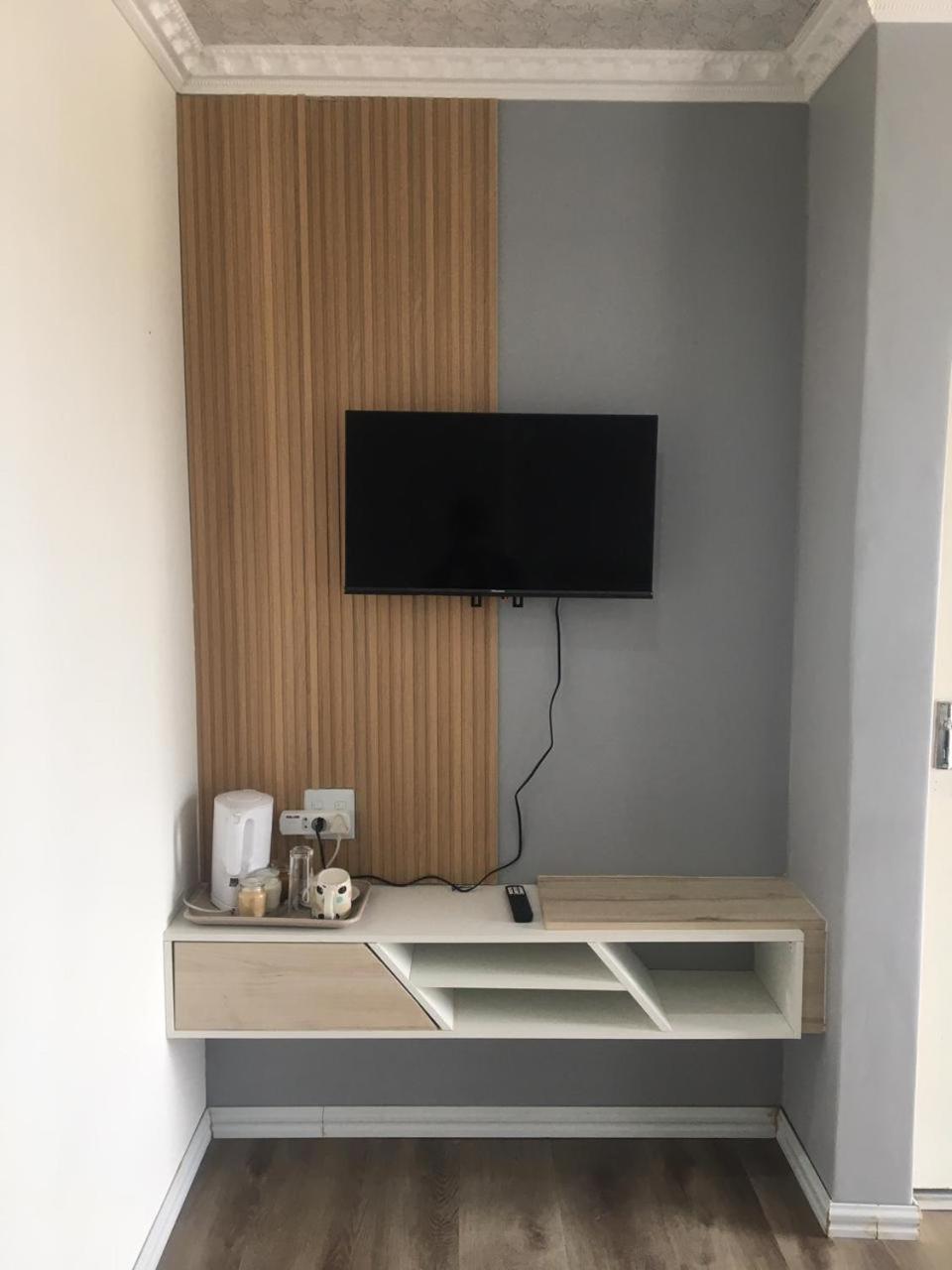 Mavi Guest House East London Esterno foto